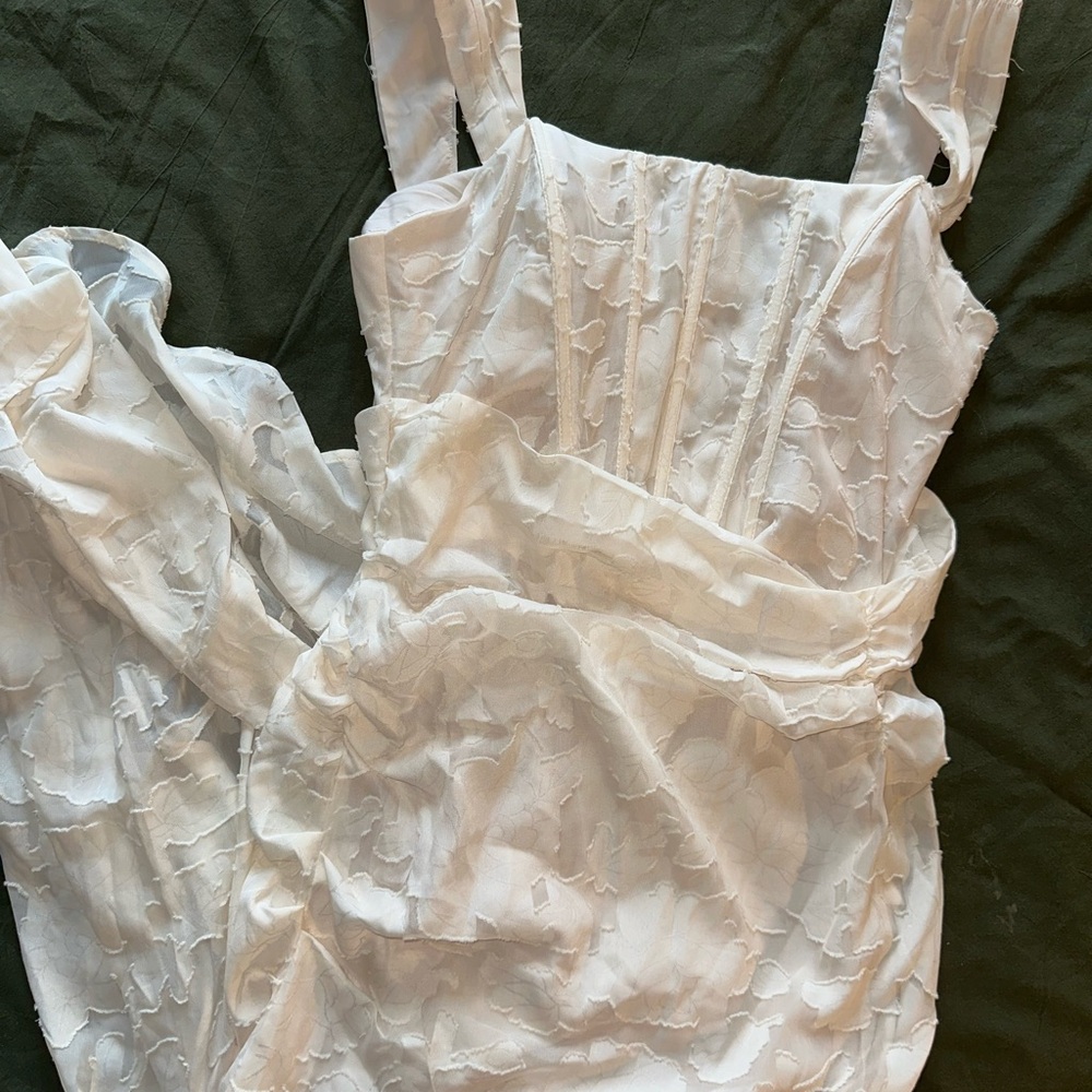 Elegant White Textured Dress